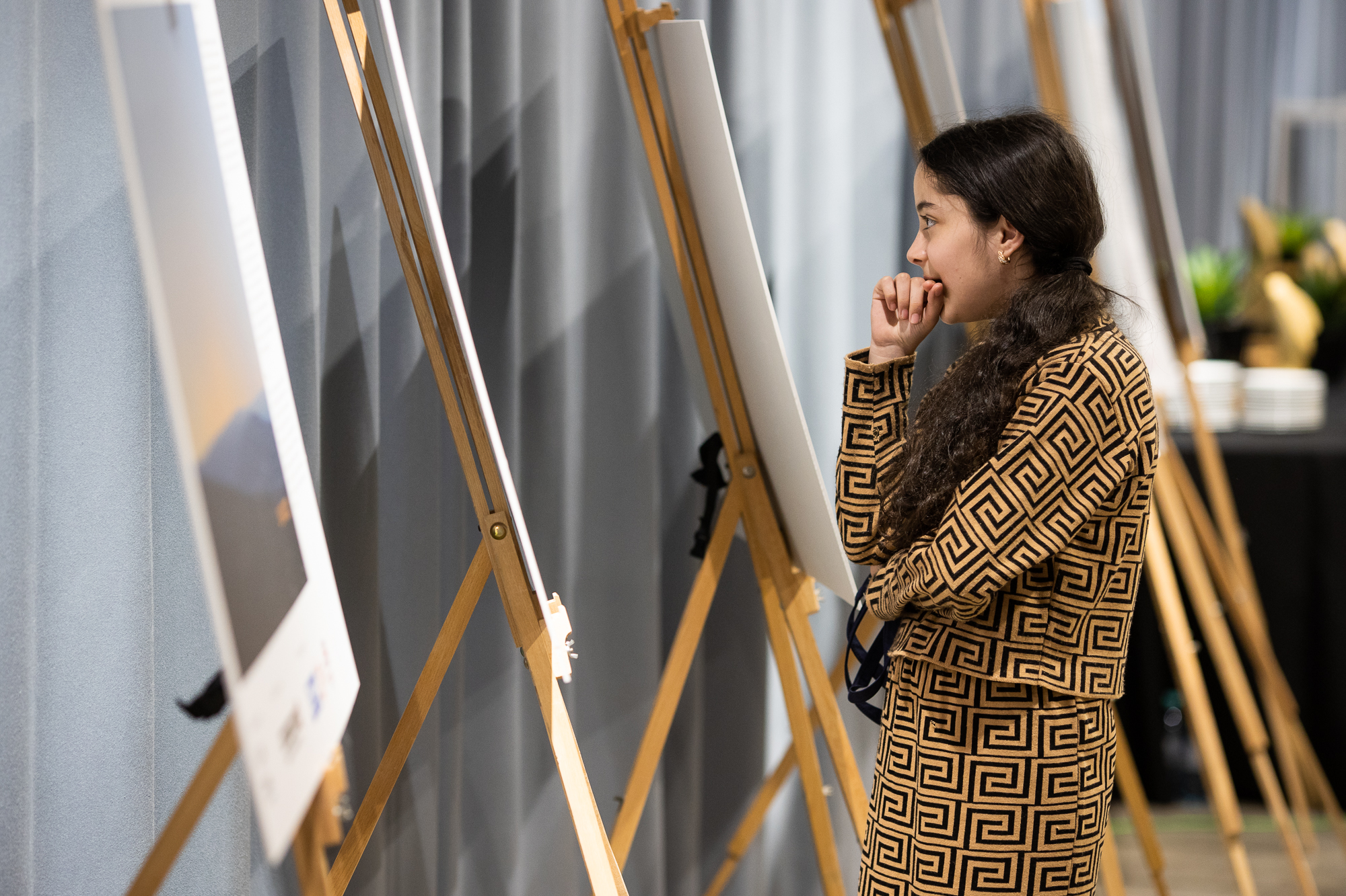 Children telling Stories' foto expositie