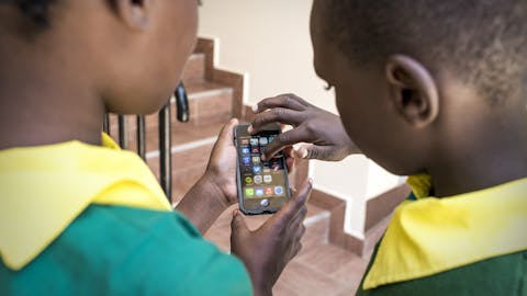 De aandacht voor veiliger internet voor kinderen is hard nodig